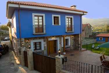 Casa Valborraz (Asturias) Casa Valborraz (Asturias)