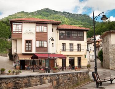Hotel Rural La Plaza (Asturias) Hotel Rural La Plaza (Asturias)