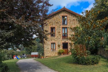 Casa la Escuela (Asturias) Casa la Escuela (Asturias)