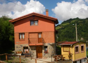 Vivienda vacacional Casa de arriba (Asturias) Vivienda vacacional Casa de arriba (Asturias)
