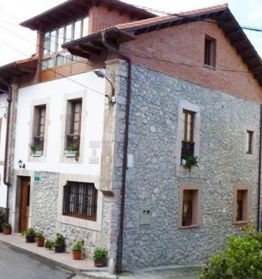 La Hilera de Abaju (Asturias) La Hilera de Abaju (Asturias)