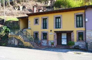La Casa del Dobra (Asturias) La Casa del Dobra (Asturias)