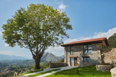Casa la Piedra (Asturias) Casa la Piedra (Asturias)