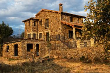 Casas Rurales Avila Gredos La Hija de Lalo y El Hijo de Chelo (Ávila) Casas Rurales Avila Gredos La Hija de Lalo y El Hijo de Chelo (Ávila)