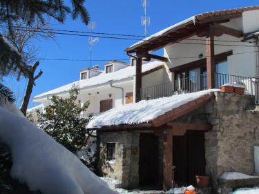 Casa Rural La Piedra del Mediodía de Gredos (Ávila) Casa Rural La Piedra del Mediodía de Gredos (Ávila)
