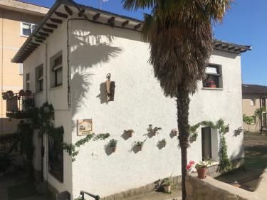 Casa Damiana (Ávila) Casa Damiana (Ávila)