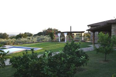 Casa Rural Las Camelias (Ávila) Casa Rural Las Camelias (Ávila)