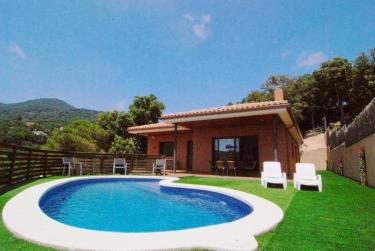 Villa Tres Turons (Barcelona) Villa Tres Turons (Barcelona)