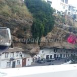 Vivienda Rural "Casa bajo la Roca"