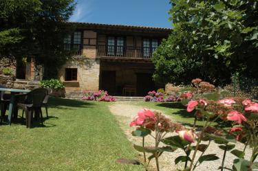 Apartamentos Padruno (Cantabria) Apartamentos Padruno (Cantabria)