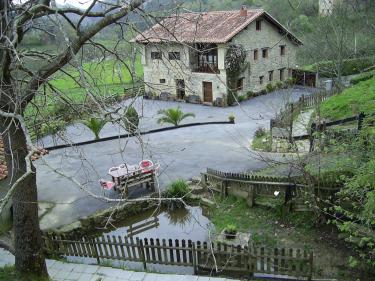 Casa La Ribera de Camijanes (Cantabria) Casa La Ribera de Camijanes (Cantabria)