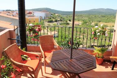 Casa Rural El Planet de Maella (Castellón) Casa Rural El Planet de Maella (Castellón)