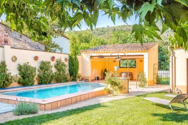Casa Rural Ca l'Anita (Girona) Casa Rural Ca l'Anita (Girona)