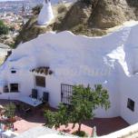 Cueva Almendro