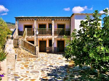 Cortijo Fuentezuelas (Granada) Cortijo Fuentezuelas (Granada)
