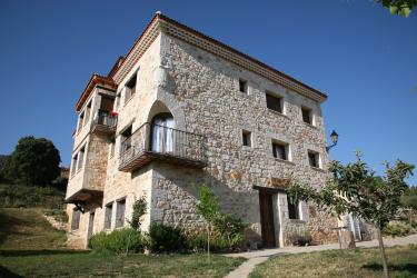 Casa Rural y Apartamentos Don Rosendo (Guadalajara) Casa Rural y Apartamentos Don Rosendo (Guadalajara)