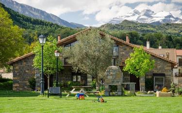 Casas La Ribera (Huesca) Casas La Ribera (Huesca)