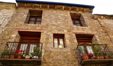 Casa Bernad (Huesca) Casa Bernad (Huesca)