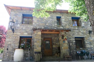Rural Hostel d´os Lucas (Huesca) Rural Hostel d´os Lucas (Huesca)
