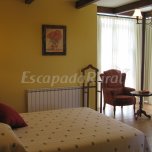 Habitación chimenea-cama 1'50m "Peñainfierna"