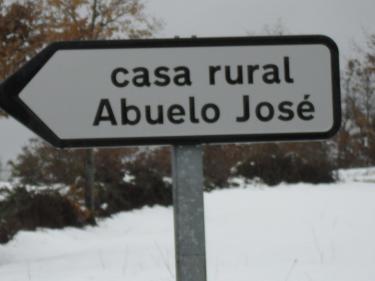 Casas Abuelo José (León) Casas Abuelo José (León)