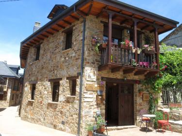 La Casa de las Hilanderas (León) La Casa de las Hilanderas (León)
