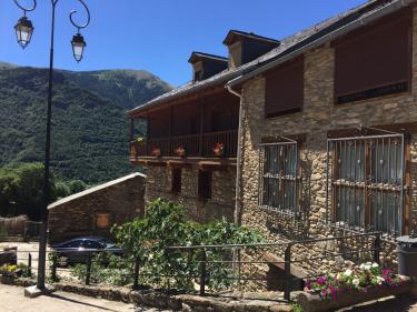 Casa Peiro (Lleida) Casa Peiro (Lleida)