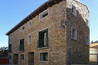Casas Los Portales (Madrid) Casas Los Portales (Madrid)