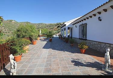 Cortijo Anavama (Málaga) Cortijo Anavama (Málaga)