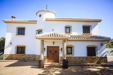 Casa Las Encinas (Málaga) Casa Las Encinas (Málaga)
