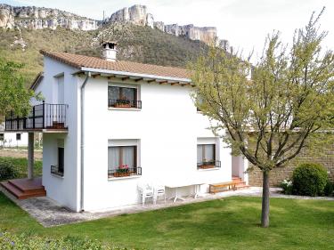 Casa Rural Sardegi (Navarra) Casa Rural Sardegi (Navarra)