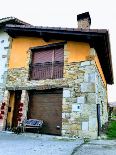 Casa Rural Urmendi (Navarra) Casa Rural Urmendi (Navarra)