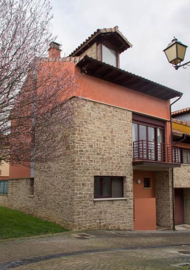 Casa Larraina (Navarra) Casa Larraina (Navarra)