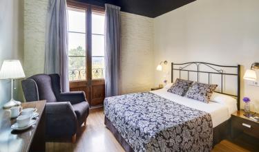 Villa Engracia Hotel rural y Apartamentos (Tarragona) Villa Engracia Hotel rural y Apartamentos (Tarragona)