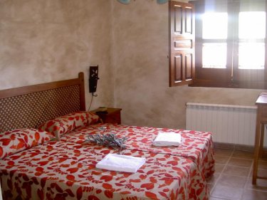 Casa Rural Azabache Navamorcuende (Toledo) Casa Rural Azabache Navamorcuende (Toledo)