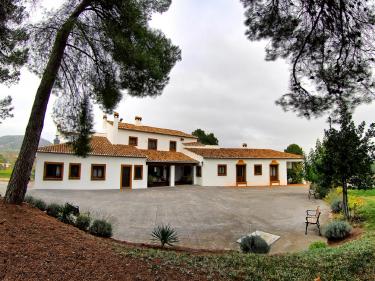 Finca Santa Elena (Valencia) Finca Santa Elena (Valencia)