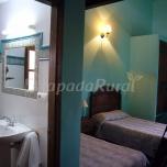 Habitación cuádruple abuhardillada 1