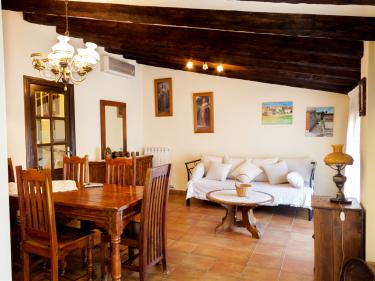 Casa Rural Lola (Zaragoza) Casa Rural Lola (Zaragoza)