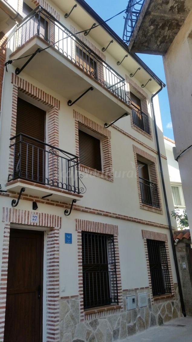 Casa La Plazuela Casa Rural En Navaluenga Avila