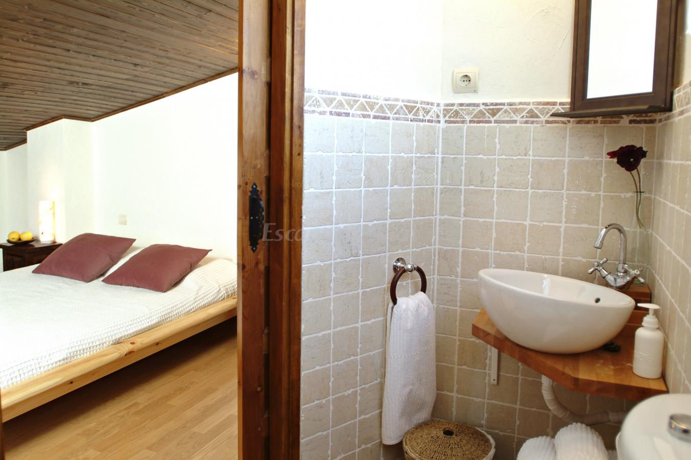 Esta suite familiar esta equipado con cocina y baño. Tiene un ... Esta suite familiar esta equipado con cocina y baño. Tiene un ...
