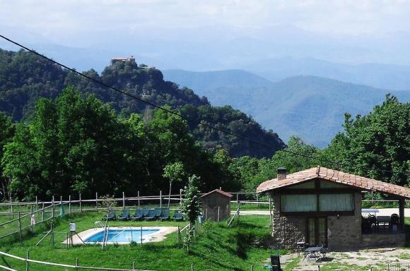 Falgars d'en Bas (Girona) Qué ver y dónde dormir