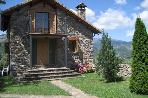 Laspuña (Huesca) Qué ver y dónde dormir