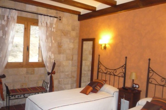 Hostal restaurante La Parra