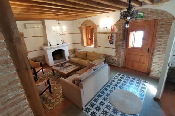 Calera y Chozas (Toledo) Qué ver y dónde dormir